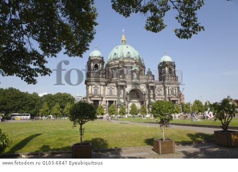 Germany, Berlin, Mitte, Berliner Dom Cathedral.