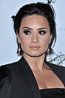 Demi Lovato arrives at the Stella McCartney Autumn