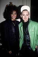Whitney Houston and Boy George
Whitney Houston Par