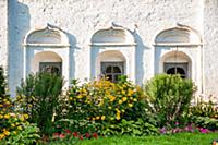 Ярославль, Спасо-Преображенский монастырь, окна на