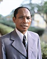 Хенг Самрин, глава Народной Республики Кампучия. П